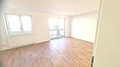 Neu! Sanierte 70 m² - 4-Zi, Balkon