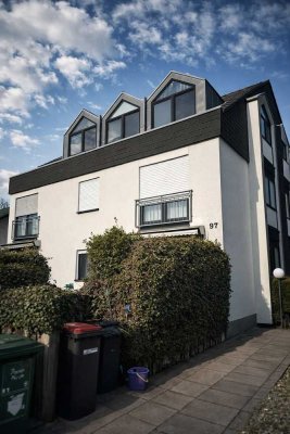 � Sehr gepflegte 2-Zimmer-Wohnung mit Fußbodenheizung, Garten & Stellplatz