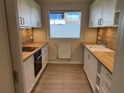 Hochwertig sanierte 3-Zimmer-Wohnung mit Balkon und Stellplatz in Kronshagen