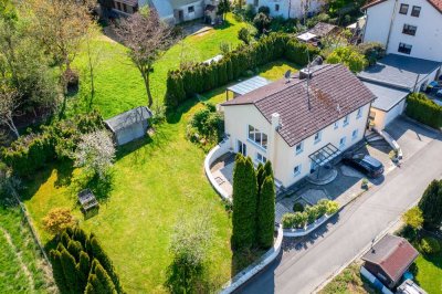 Wohnen mit Blick ins Grüne und Raum für Ideen - 1.000 m² Grund mit unverbaubarem Blick.