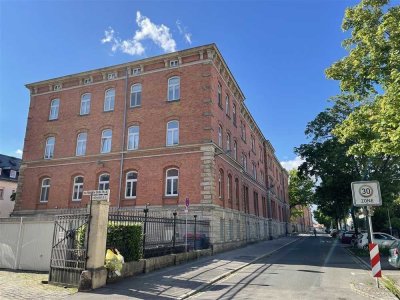 Lichtdurchflutete Maisonette-Whg Penthousecharakter, Dachterrasse, Fernsicht, Garage, WG-geeignet