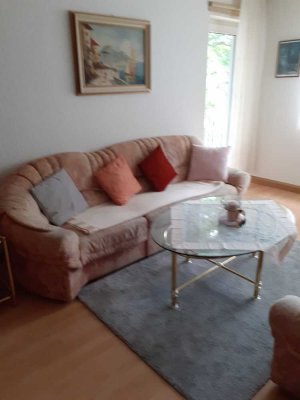 Vermietete 4-Zimmer-Wohnung mit Balkon und Garage in Endenich