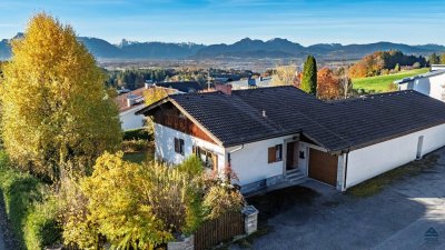Land-Idylle mit Panoramablick: Wohnhaus in Anthering