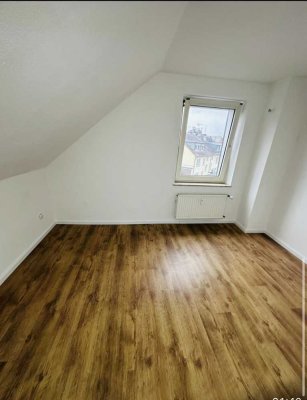 zentrale 2 Zimmer Wohnung in der 3. Etage