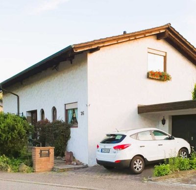 ohne Maklerprovision!  Einfamilienhaus mit schönem Studio