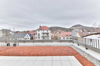 Stilvolle, geräumige 2-Zimmer-Neubauwohnung in Reutlingen mit Dachterrasse und Achalmblick