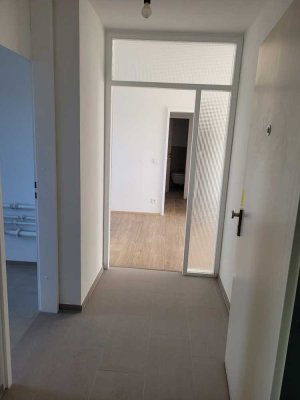 In Ulm: Gepflegte Wohnung mit dreieinhalb Zimmern und Balkon