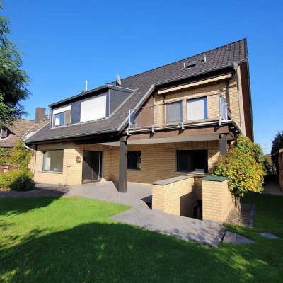 NE-Schlicherum Großes Zwei-Parteienhaus / Mehrgenerationenhaus