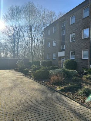 DG-Wohnung mit Balkon, Küche und Blick ins Grüne am Tetraeder