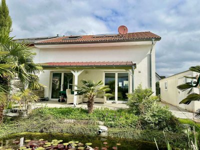 Moderne Doppelhaushälfte mit charmantem Garten in toller Lage in Kenzingen