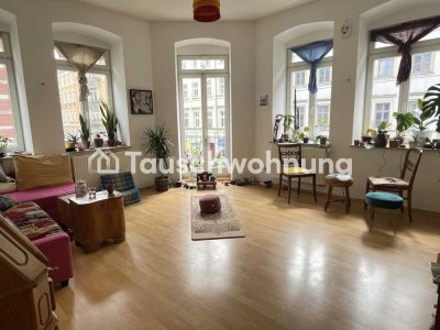 Tauschwohnung: Helle 2-Zimmerwohnung in der Neustadt gegen 3-4 Zimmer