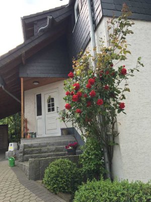 Möblierte, ruhige 2-Zimmer Wohnung mit Terrassenbenutzung in Kürten