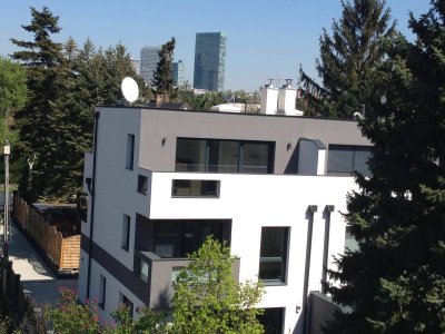 Zweifamilienhaus +++++++