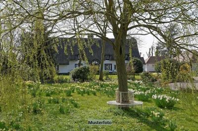Einfamilienhaus mit integrierter Büroeinheit - Wohnen und Arbeiten unter einem Dach