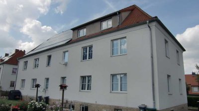 Schöne 4-Zimmer-Wohnung-  neu renoviert !