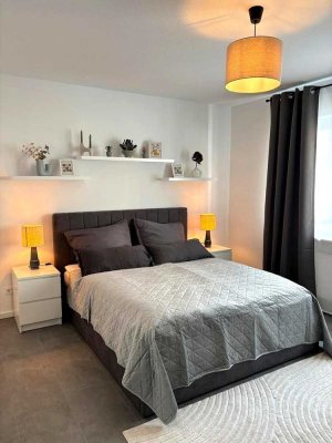 Möblierter 2-Zimmer Wohnung mit Wintergarten und Terrasse
