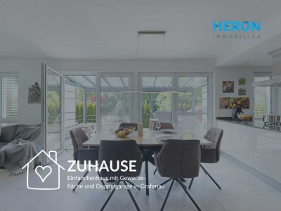 ZUHAUSE - Einfamilienhaus mit Gewerbefläche und Doppelgarage in Grafenau