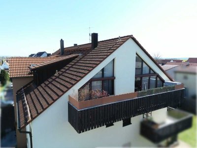 PROVISIONSFREIE Dachgeschoss-Wohnung in ruhiger Lage nähe Nürnberg