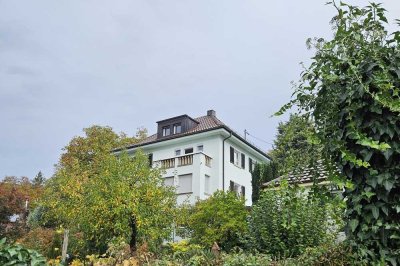 Imposante Villa in Top-Lage von Remshalden-Geradstetten! Zusätzlich bebaubar!