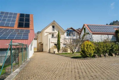 Dreifamilienhaus im Herzen des Kaiserstuhls!