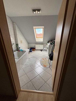 Gemütliche, renovierte 2,5-Zimmer-Wohnung mit gehobener Innenausstattung in Mühlhausen/Thüringen