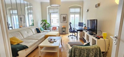 Ohne Käuferprovision - Charmante Altbauwohnung mit Balkon in begehrter Lage