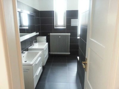 Großzügige 5-Zimmer Wohnung im 2. OG in Hof-Innenstadt