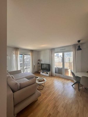 Vollmöblierte 2-Zimmer Wohnung mit Balkon im Europaviertel