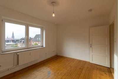 Frisch gestrichen und echte Holzdielen! Whg mit 2 Zimmer, Küche, Duschbad - in der Nähe der Schlei