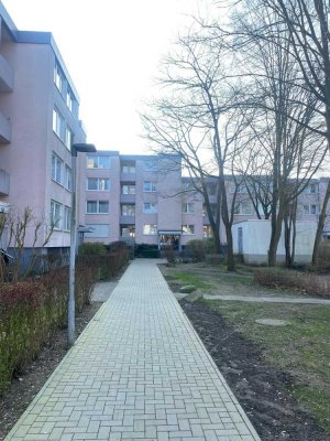 Möblierte, renovierte 3-Zimmer-Wohnung in zentraler Lage Sarstedt