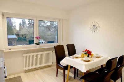 WG-fähig!  Voll möbliert und eingerichtet!  2-Zimmer-Wohnung mit Südwest-Loggia