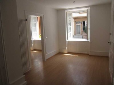 Nach Süden ausgerichtete Erdgeschosswohnung im Zentrum von Schopfheim