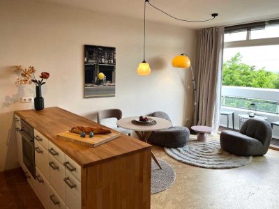 Voll möblierte 1-Raum-Wohnung mit gehobener Innenausstattung, Balkon, Einbauküche in Hamburg Osdorf