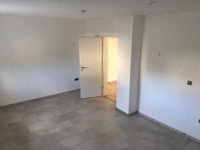 Kuschelige Doppelhaushälfte 4 Zimmer/ Einbauküche