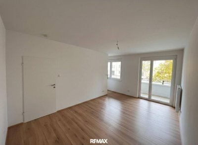 Zur Miete: Gepflegte 2-Zimmer-Wohnung mit Loggia in der Innenstadt