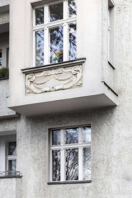 Lichtdurchflutete DG-Wohnung mit Balkon: 2 Zimmer und top Grundriss für Ihr zukünftiges Zuhause!