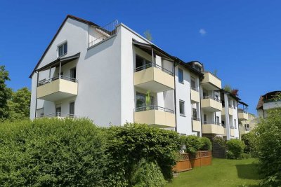 Attraktive, ruhig gelegene 3-Zimmer-Erdgeschosswohnung mit zwei Terrassen und Garten