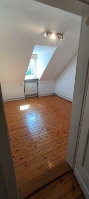 Attraktive 3-Zimmer-DG-Wohnung in Braunschweig