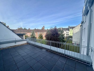 Erstbezug Sanierte WHG. mit großer Terrasse, im KFW 70EE Energiesanierten Haus