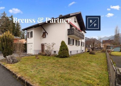 Haus in Rankweil mit Garten, Garage &amp; Bergblick – Renovierungsprojekt mit viel Potential