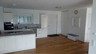 Moderne 3,5-Zimmer-Wohnung mit gehobener Ausstattung (TG, EBK, Balkon, Erstbezug 2019)