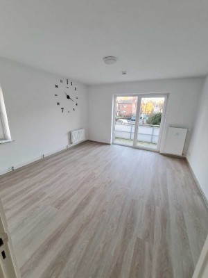 Sanierte 3-Zimmer Wohnung im EG mit großen Balkon in Heiligenhafen