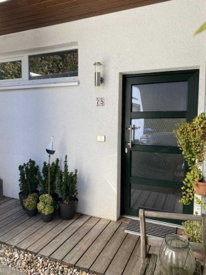 Geräumiges Einfamilienhaus in zentraler Lage von Würselen mit großem Grundstück