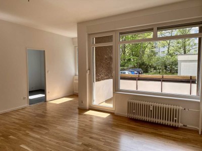 2-Zimmerwohnung mit Balkon in Wilmersdorfer Top Lage. Bezugsfrei!