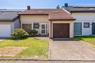 Familienfreundliches Reihenmittelhaus mit Garage und Garten