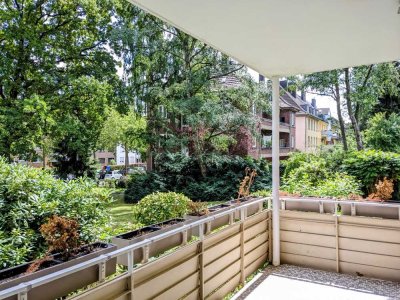 MG-Eicken: Gepflegte Wohnung mit Balkon und Grünblick am Bökelberg