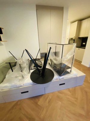Traumhafte möblierte Wohnung mit Balkon direkt zum ruhigen Innenhof mit EBK und Abstellkammer!!