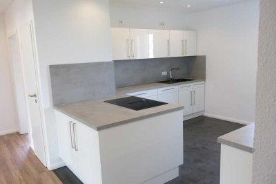 Altenbochum: helle, großzügige, sanierte 4,5 Raum Whg. mit Balkon, 2 Tageslichtbädern und neuer EBK