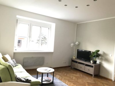 Charmante 2,5 Zimmer- Wohnung in bester Lage