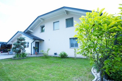 Familientraum mit Panoramablick – Ein- bis Zweifamilienhaus in St. Urban